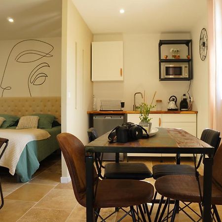 La Suite Du Mas Lauseta - Clim Et Park Aigues-Mortes Ngoại thất bức ảnh