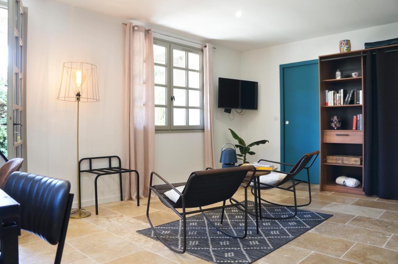 La Suite Du Mas Lauseta - Clim Et Park Aigues-Mortes Ngoại thất bức ảnh